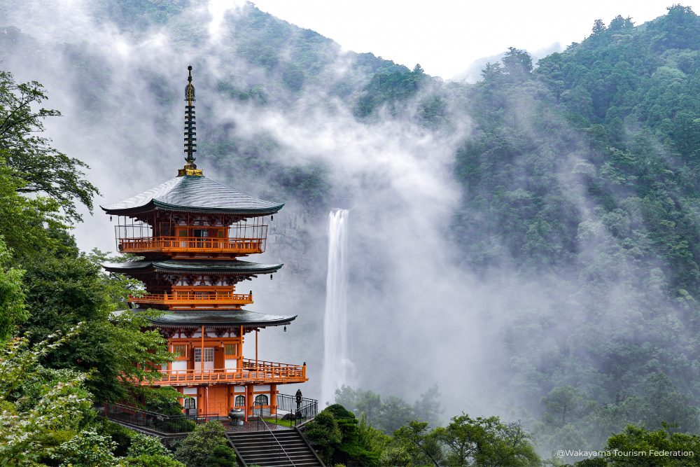[New Year's worship time] "Kumano Miyama" is a famous place in the world.