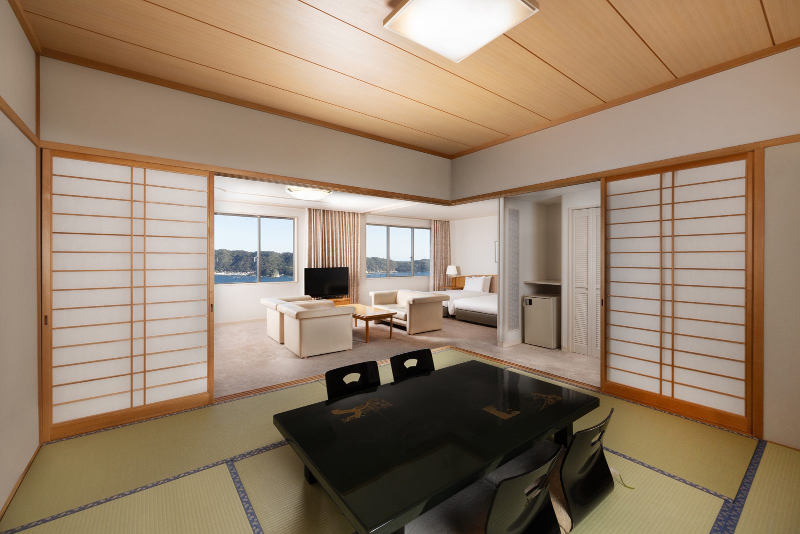 Room Main Visual | Mercure Wakayama Kushimoto Resort & Spa