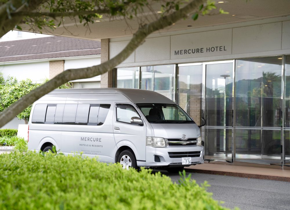 Shuttle bus from Hotel to Kushimoto Station to Hashitake Beach