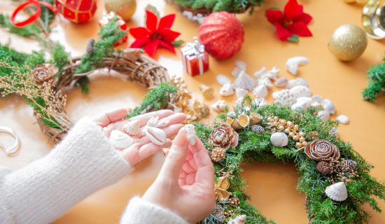 \ 串本で作る、クリスマスリース /